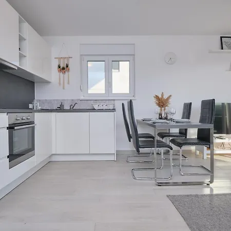 Bellezza Apartament Kaštela
